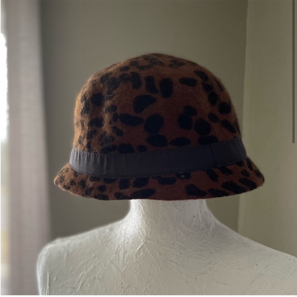 Old Navy Leopard Print Hat